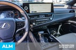 2024 ES 300h Thumbnail 32