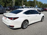 2021 ES 300h Thumbnail 6