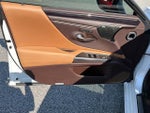 2021 ES 300h Thumbnail 16