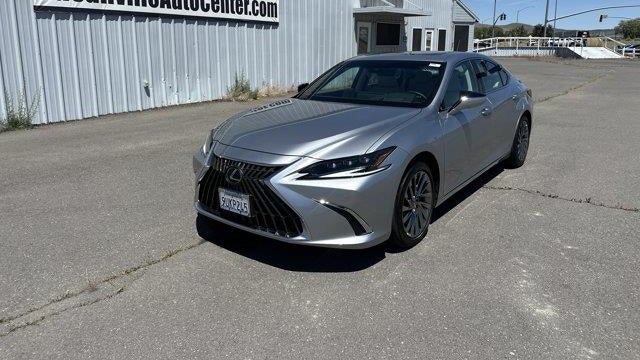 Preowned 2025 Lexus ES 300h Luxury for Sale
