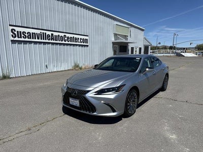 Photo of a 2025 Lexus ES 300H Luxury 4DR Sedan for sale