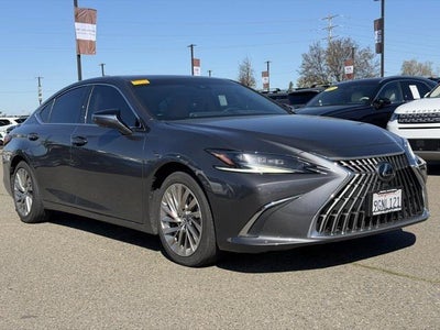 2023 Lexus ES 300H Luxury 4DR Sedan