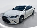 2024 ES 300h Thumbnail 1