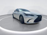 2024 ES 300h Thumbnail 2