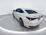2024 ES 300h Thumbnail 6