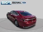 2025 ES 300h Thumbnail 4