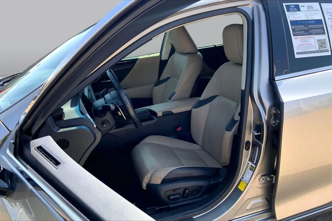 2020 Lexus ES - $26,455