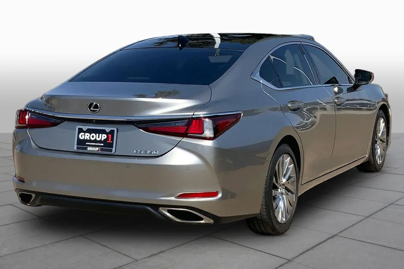 2020 Lexus ES - $26,455