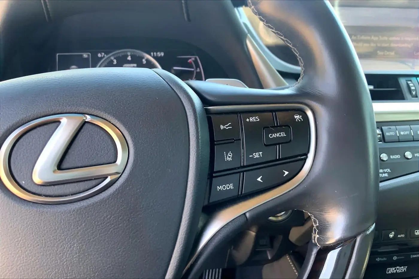 2020 Lexus ES - $26,455