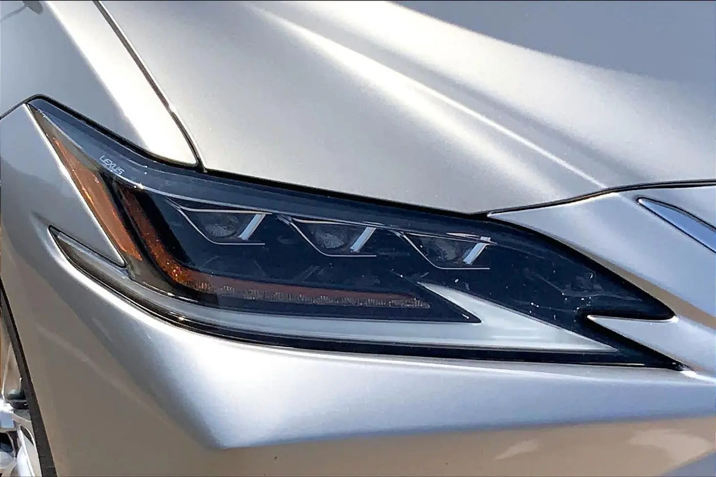 2020 Lexus ES - $26,455