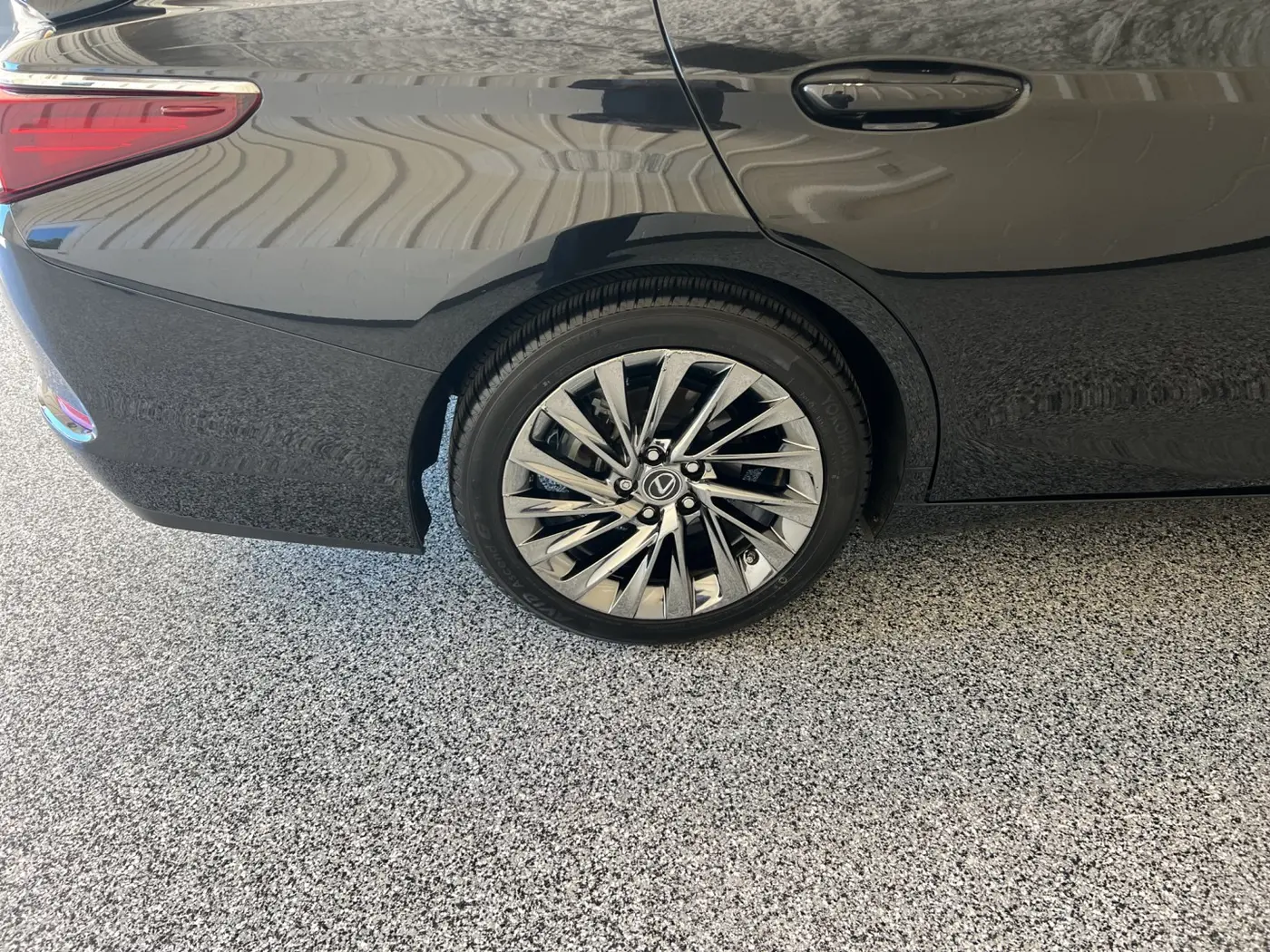 2025 Lexus ES - $46,280