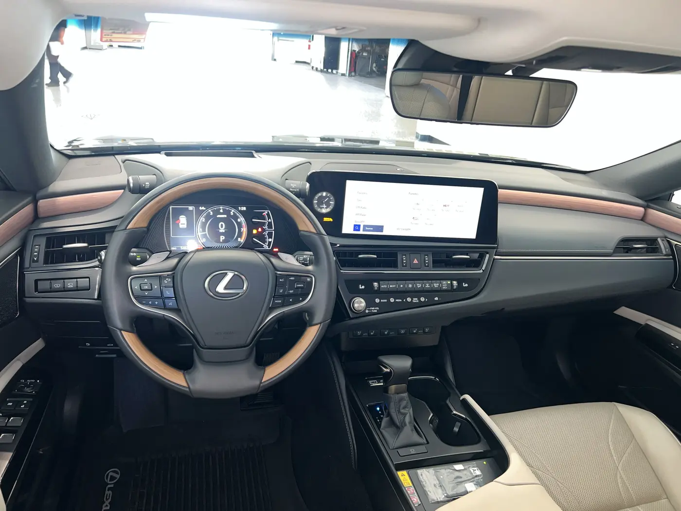 2025 Lexus ES - $46,280