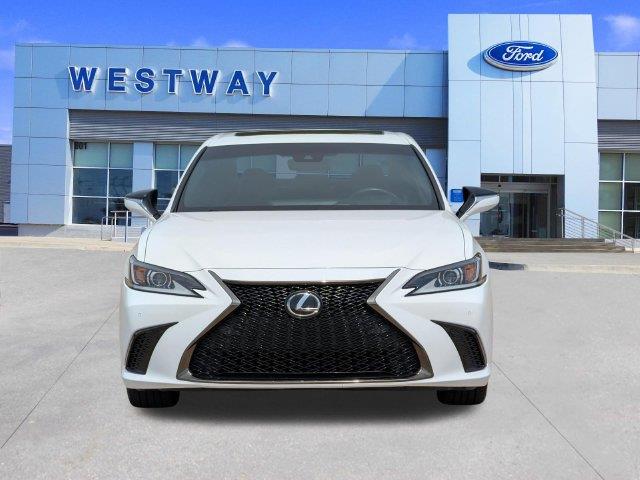 2020 Lexus ES - $28,999