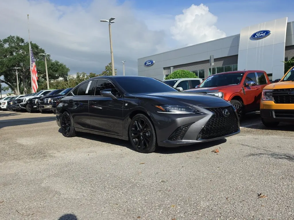 2022 Lexus ES - $33,190