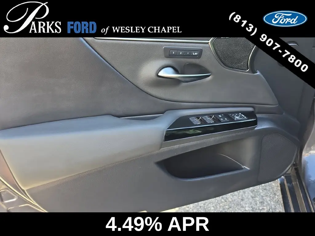 2022 Lexus ES - $33,190