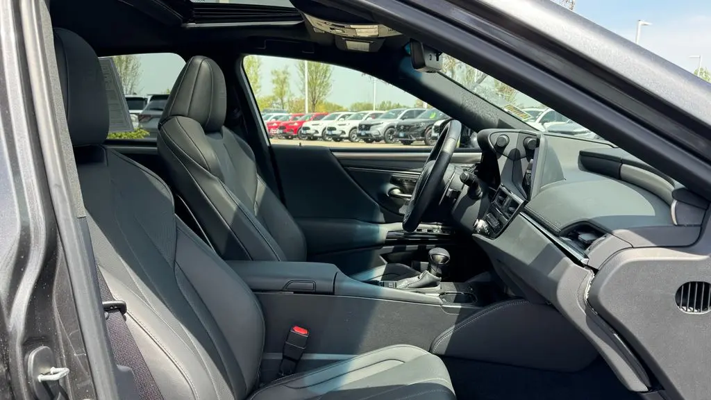 2025 Lexus ES 350 F SPORT Handling