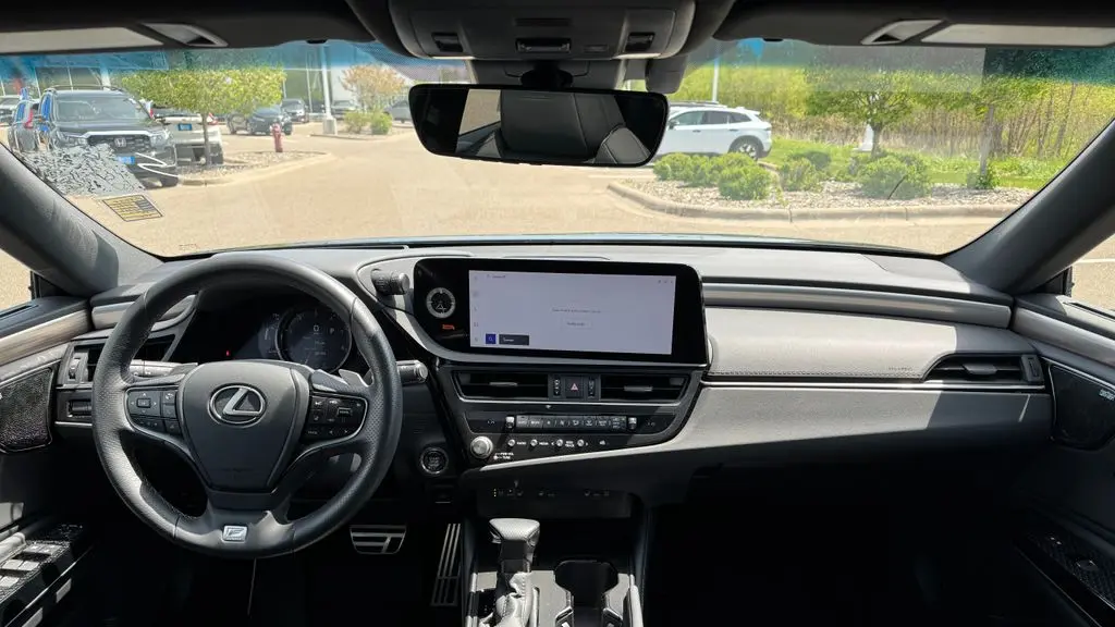 2025 Lexus ES 350 F SPORT Handling