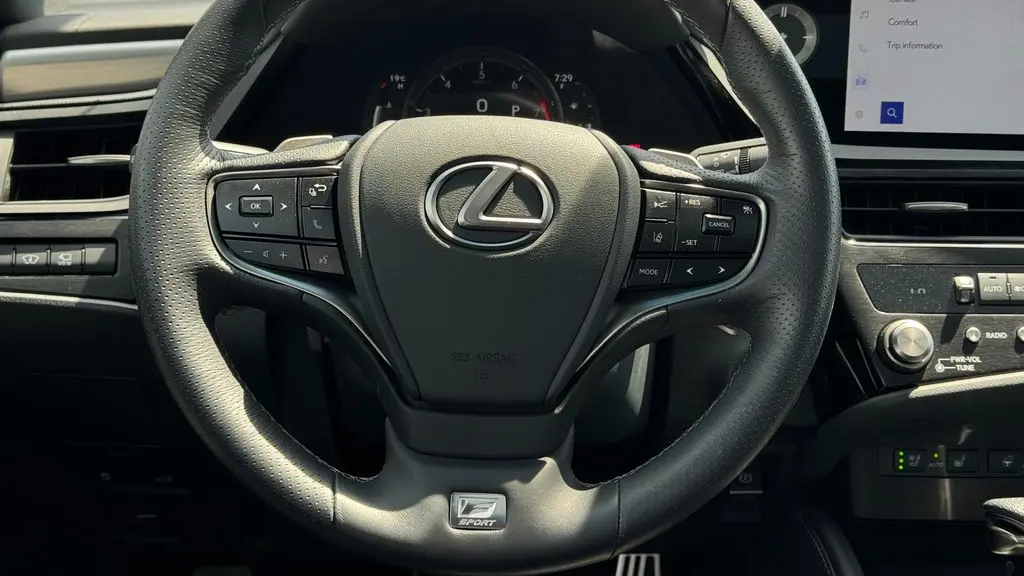 2025 Lexus ES 350 F SPORT Handling