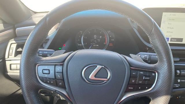 2023 Lexus ES 350 F SPORT Handling