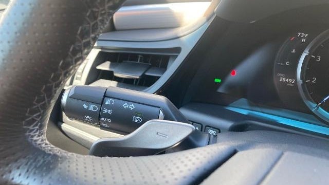 2023 Lexus ES 350 F SPORT Handling