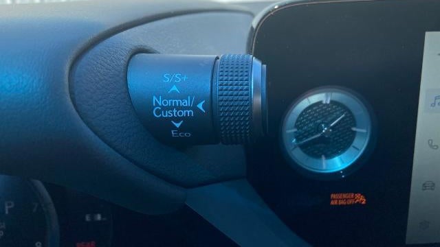 2023 Lexus ES 350 F SPORT Handling