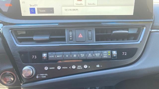 2023 Lexus ES 350 F SPORT Handling
