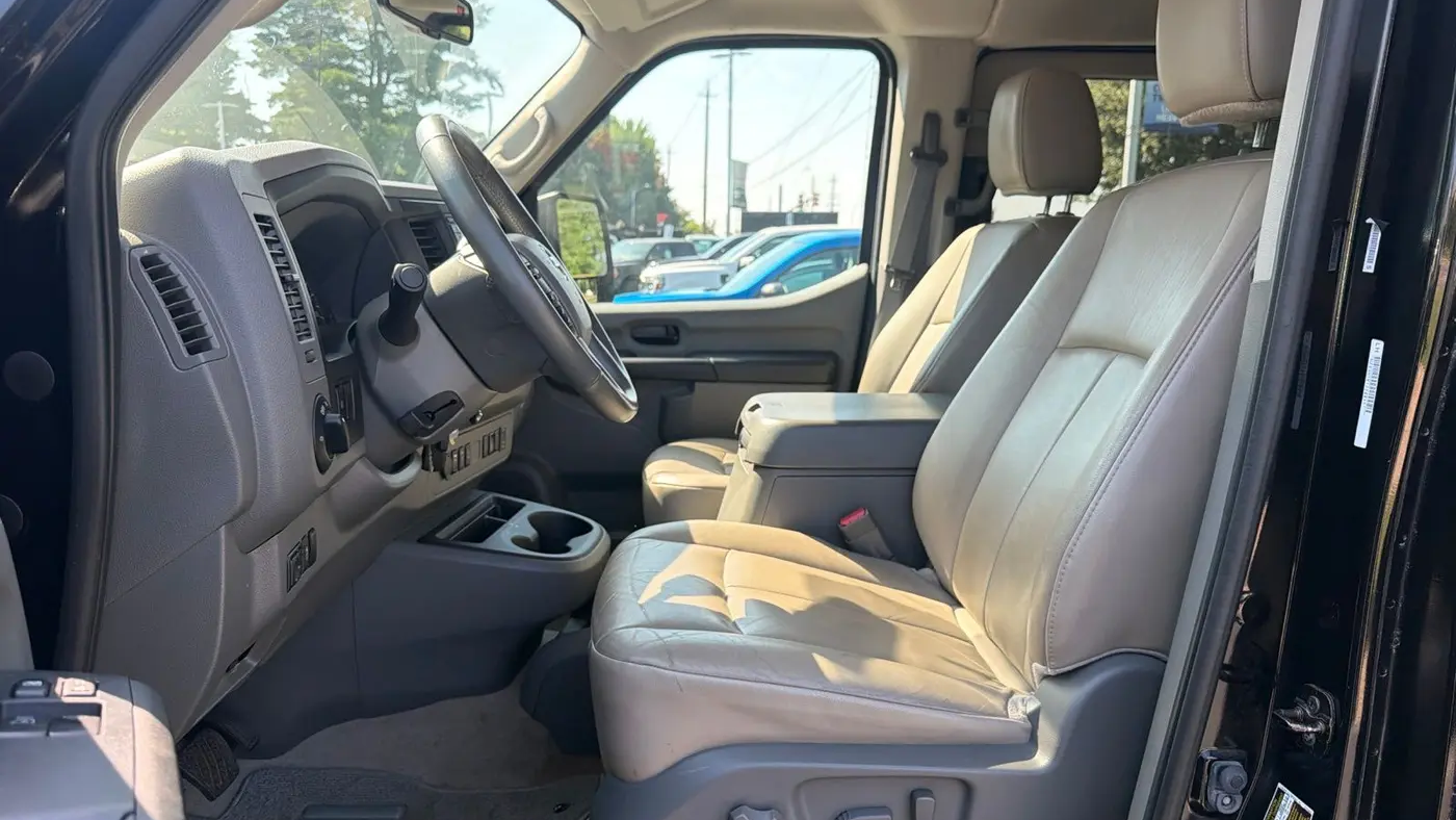 2018 Nissan NV 3500 HD SL