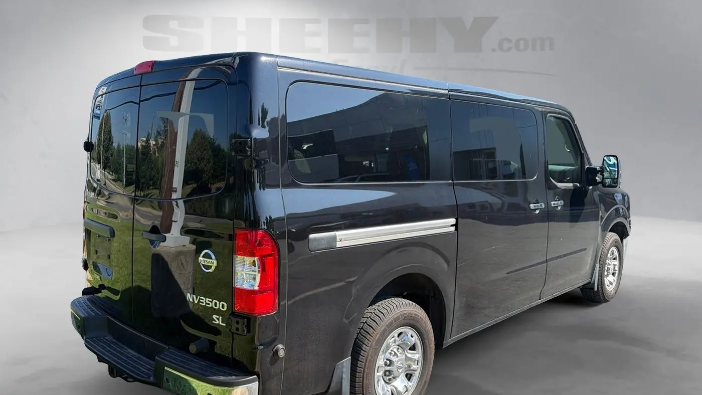 2018 Nissan NV 3500 HD SL