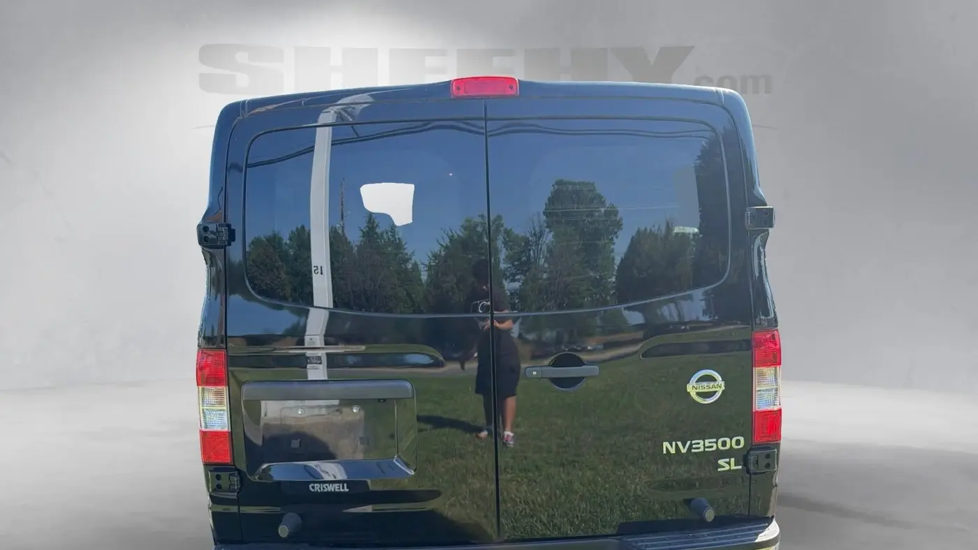 2018 Nissan NV 3500 HD SL