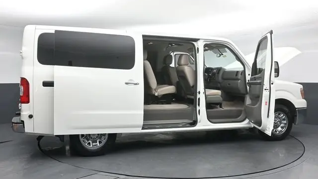 2016 Nissan NV 3500 HD S
