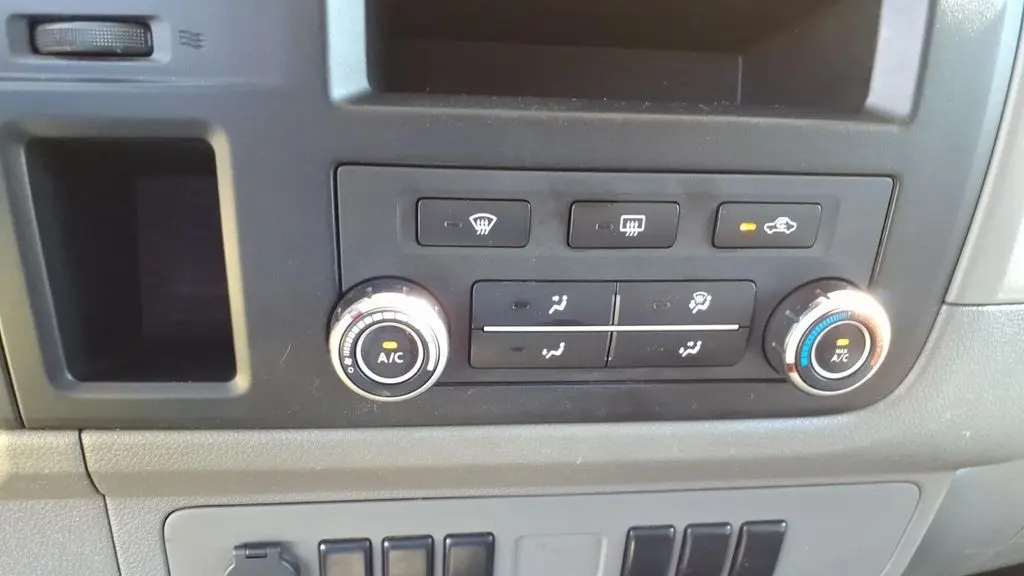 2017 Nissan NV 3500 HD S
