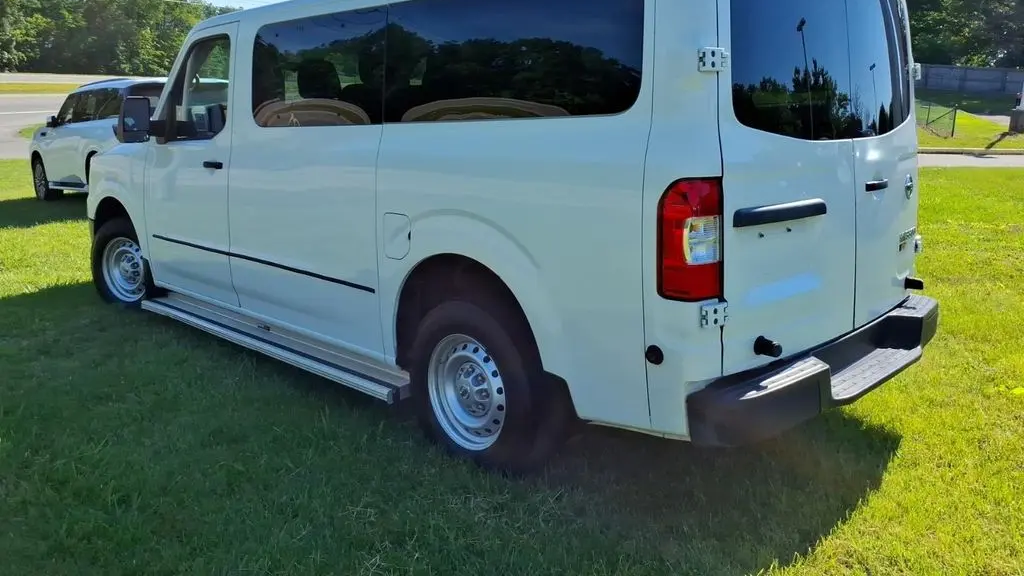 2017 Nissan NV 3500 HD S