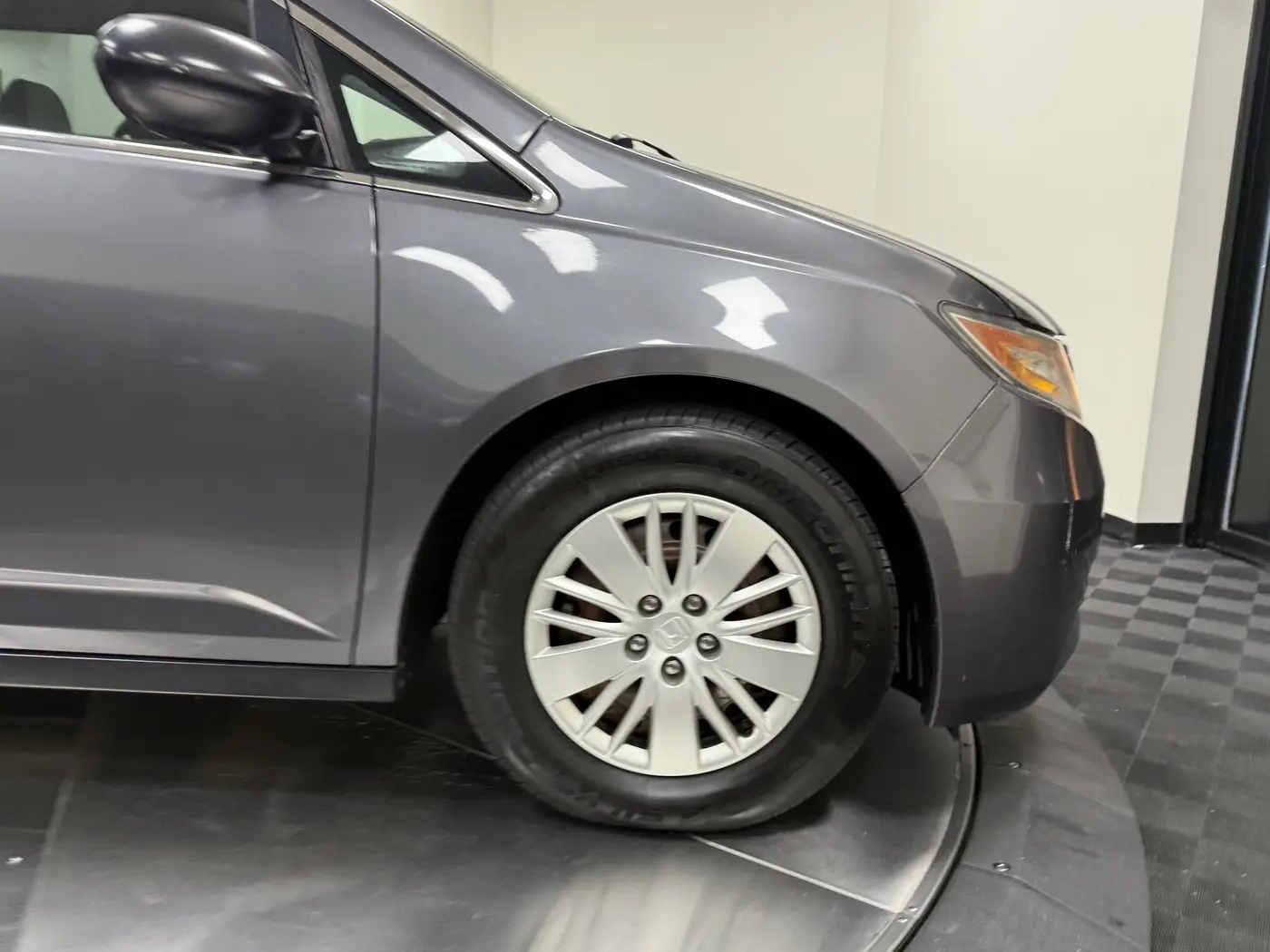 2016 Honda Odyssey - $12,500