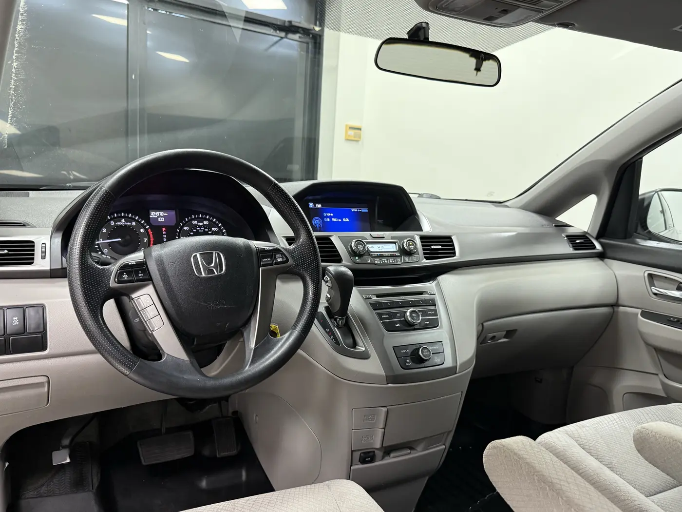 2016 Honda Odyssey - $12,500