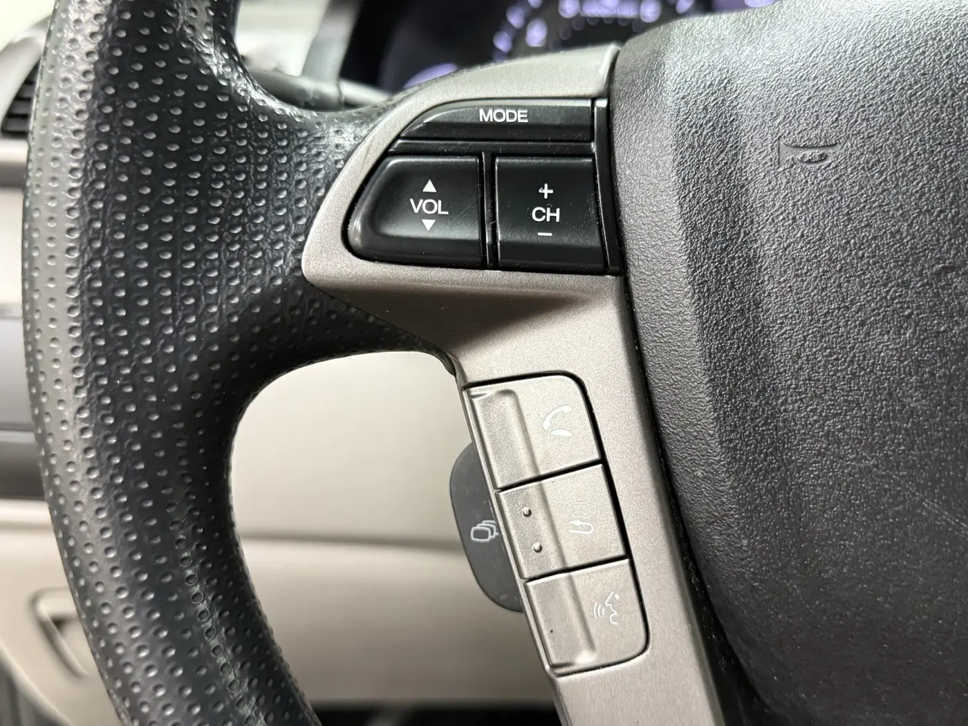 2016 Honda Odyssey - $12,500