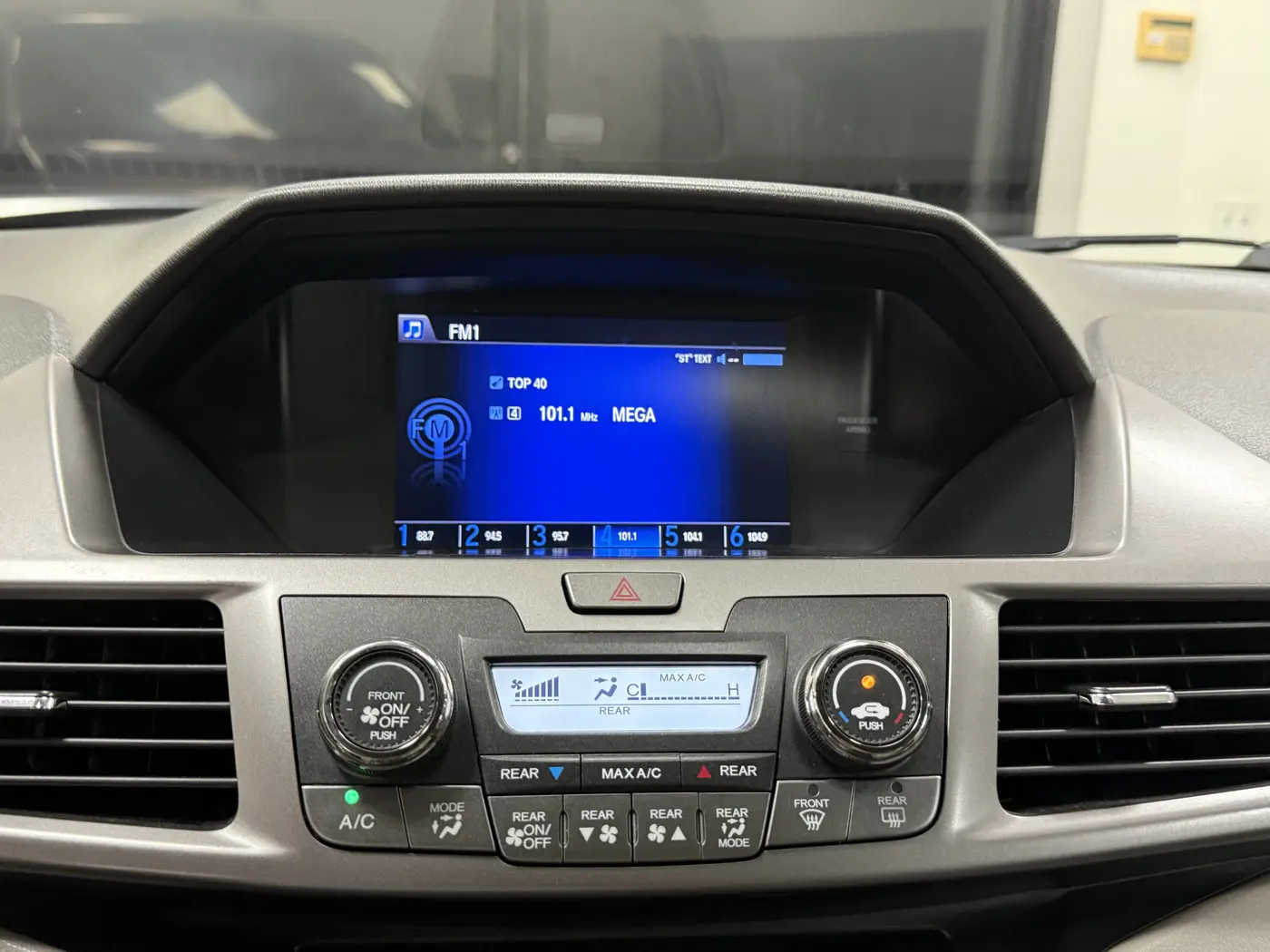 2016 Honda Odyssey - $12,500