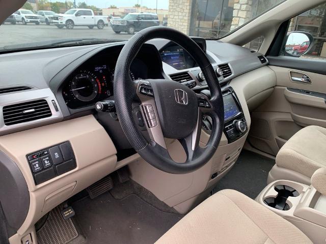 2016 Honda Odyssey - $11,799