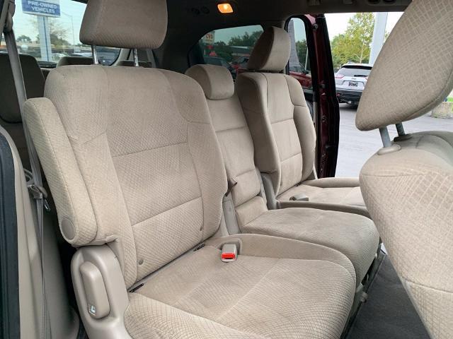 2016 Honda Odyssey - $11,799