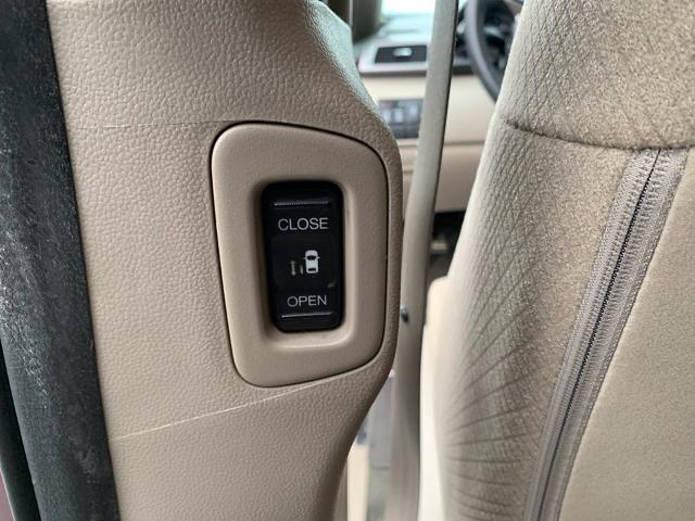 2016 Honda Odyssey - $11,799