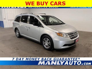 2012 Honda Odyssey with Alabaster Silver Metallic Exterior
