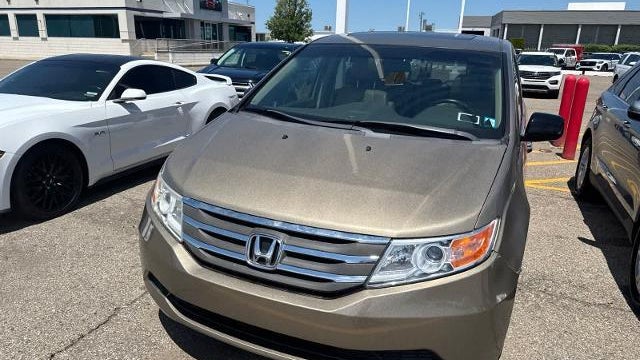 2011 Honda Odyssey EX-L w/DVD