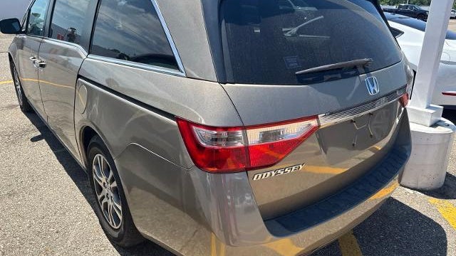 2011 Honda Odyssey EX-L w/DVD