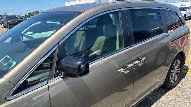 2011 Honda Odyssey EX-L w/DVD