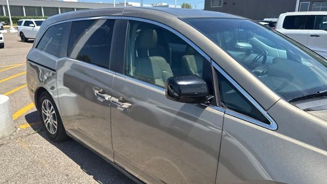 2011 Honda Odyssey EX-L w/DVD