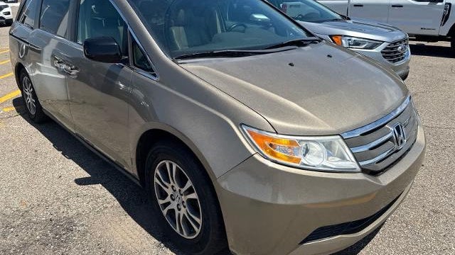 2011 Honda Odyssey EX-L w/DVD