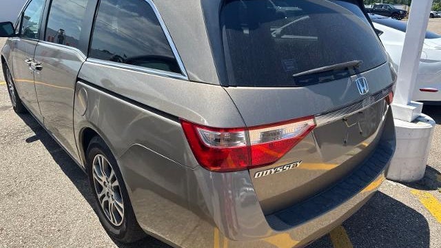 2011 Honda Odyssey EX-L w/DVD