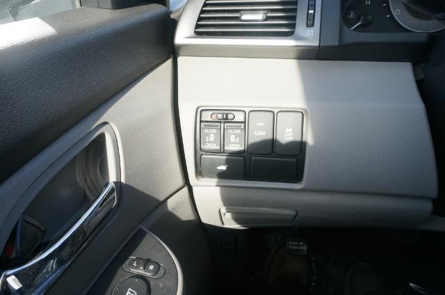 2014 Honda Odyssey - $9,099