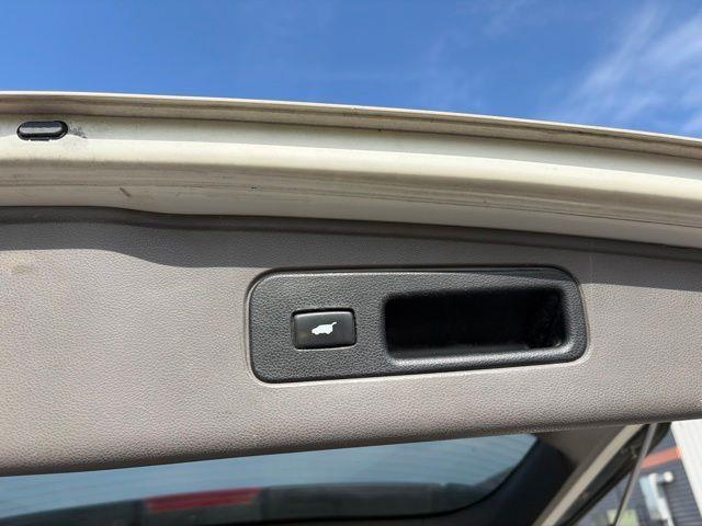 2015 Honda Odyssey - $11,000