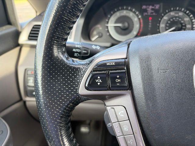 2015 Honda Odyssey - $11,000