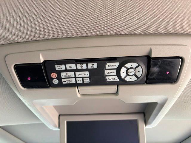 2015 Honda Odyssey - $11,000